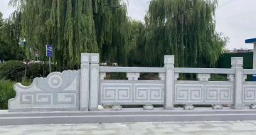 茂名 芝麻灰桥栏杆、河道栏杆安装效果