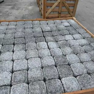 茂名 园林景观滚石