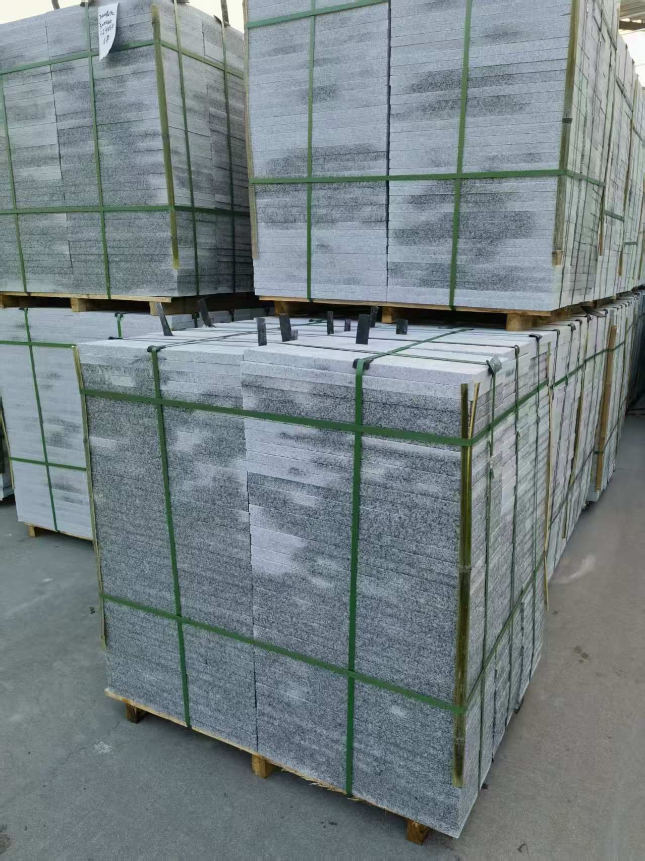 茂名 芝麻白地铺石材