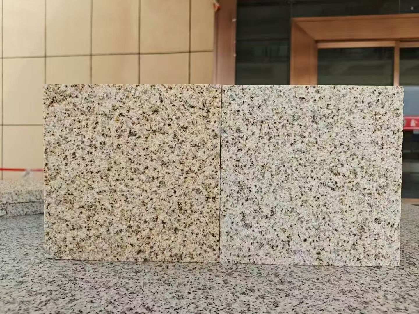 茂名 黄金麻荔枝面，中黄与浅黄