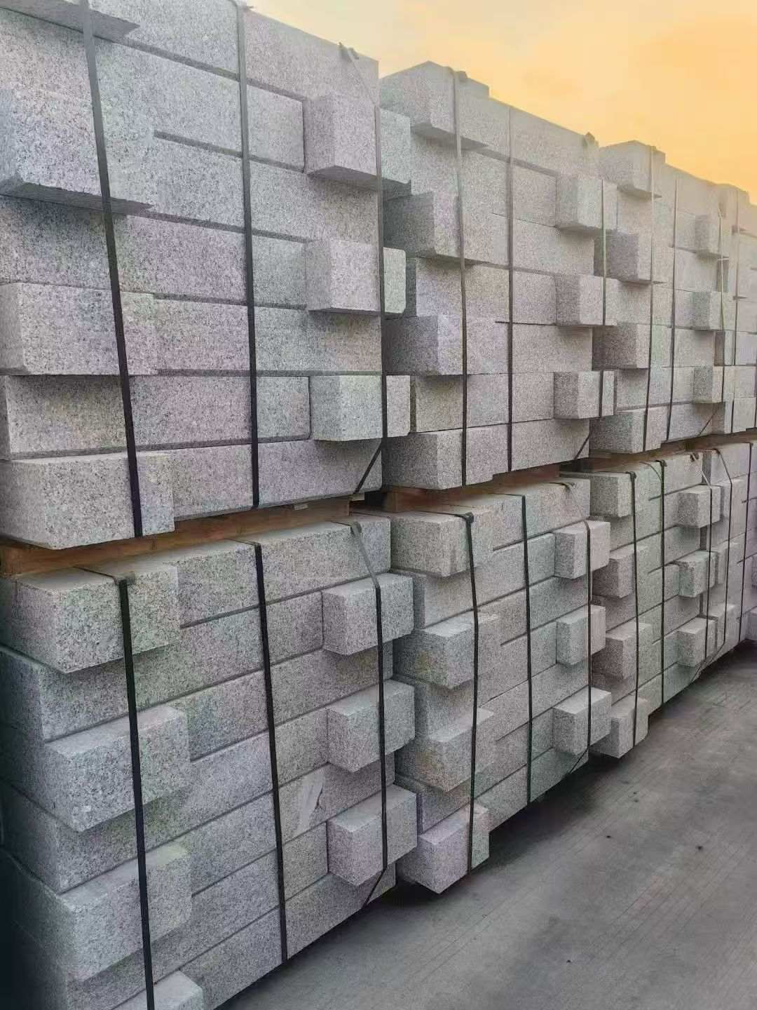 茂名 芝麻白路沿石