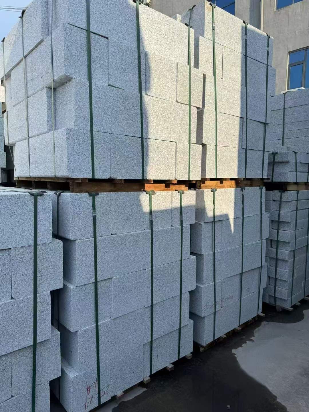 茂名 芝麻白路沿石