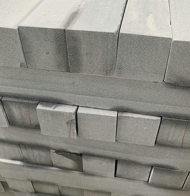 茂名芝麻灰路边石