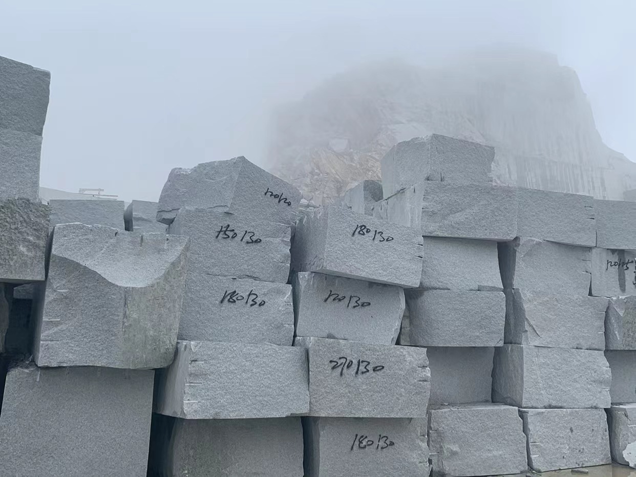 茂名芝麻白花岗石